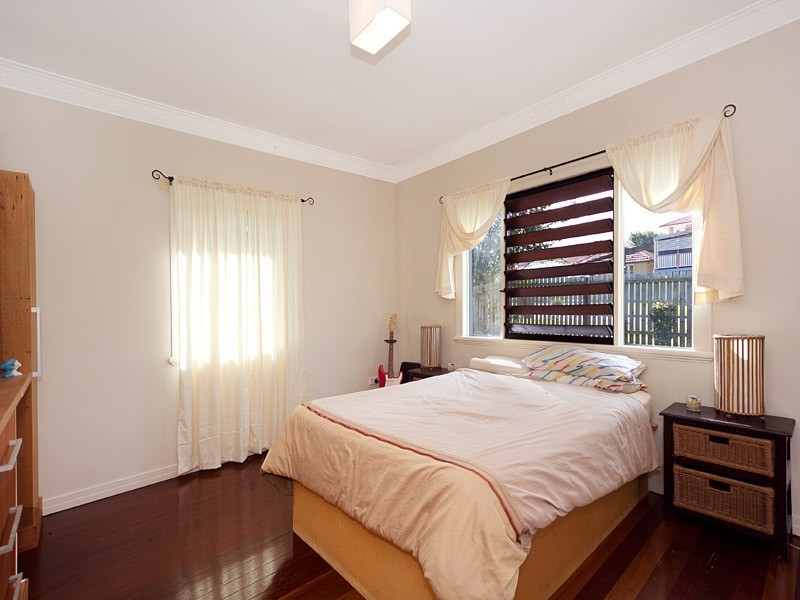 52 Araluen Street, Kedron QLD 4031