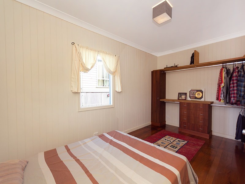 52 Araluen Street, Kedron QLD 4031