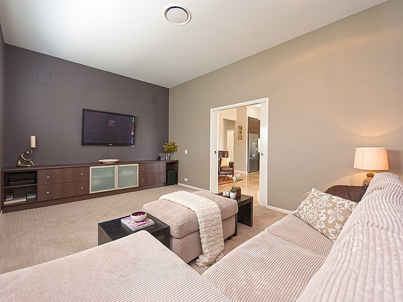 34 Woolshed Street, Ferny Hills QLD 4055