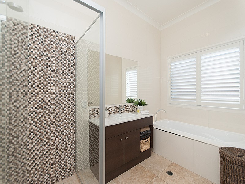 34 Woolshed Street, Ferny Hills QLD 4055