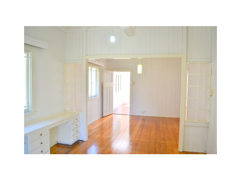 87 Manson Road, Hendra QLD 4011