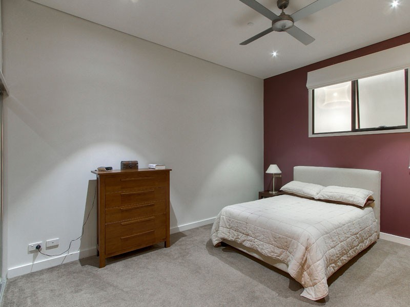 75/54 Vernon Terrace, Teneriffe QLD 4005