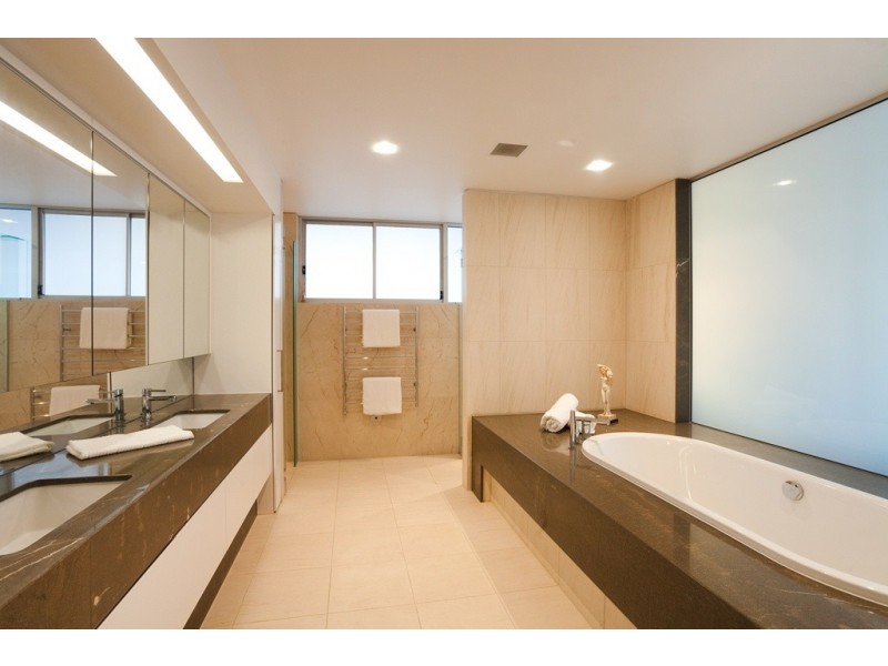 11/1 Macquarie Street, Teneriffe QLD 4005