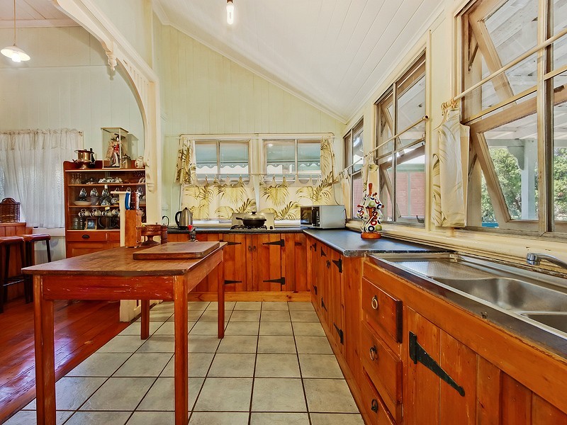 89 Jackson Street, Hamilton QLD 4007