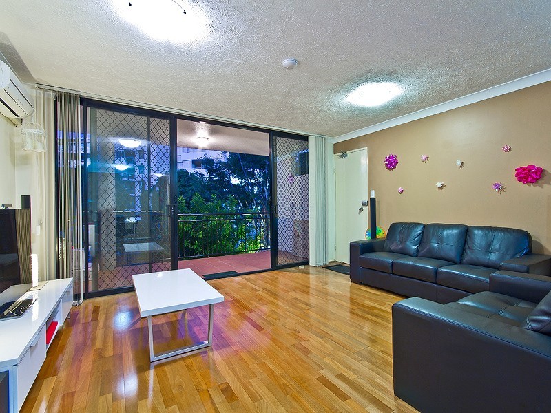 Unit 15, Cnr Merthyr Road and Gray Street, New Farm QLD 4005