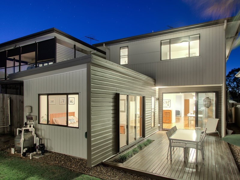 18 Shaftesbury Street, Tarragindi QLD 4121