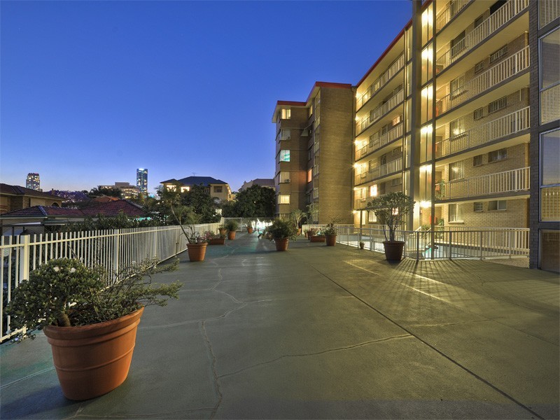 9/785 Brunswick Street, New Farm QLD 4005