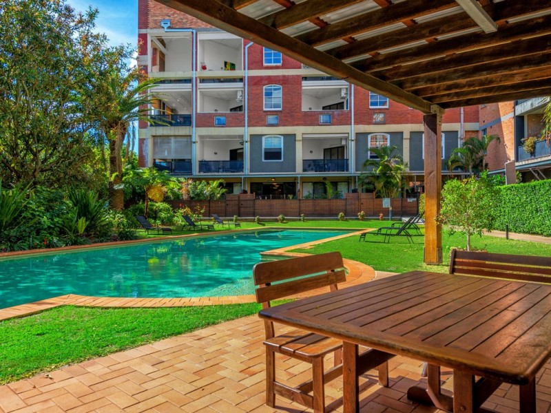 125/54 Vernon Tce, Teneriffe QLD 4005