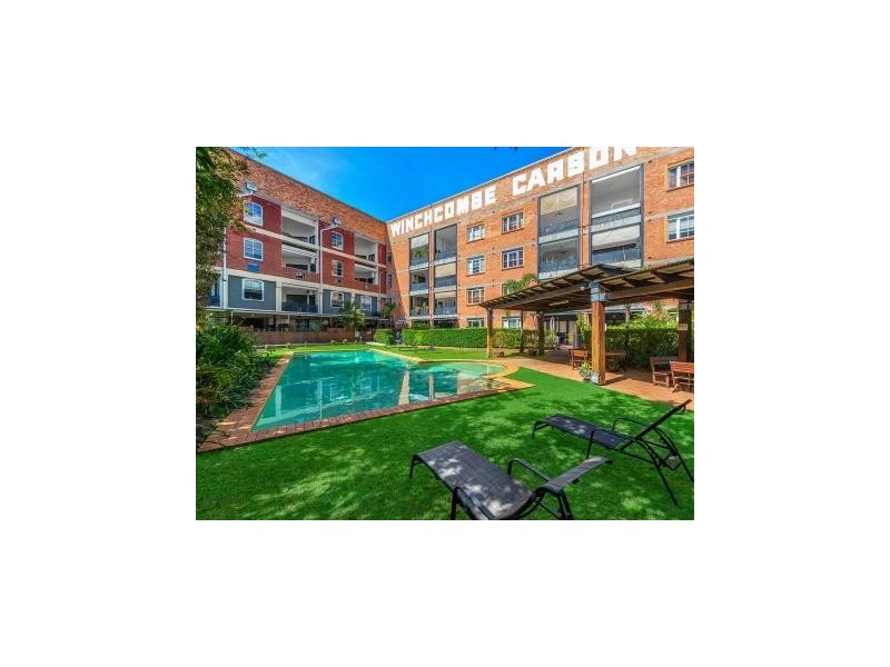 125/54 Vernon Tce, Teneriffe QLD 4005