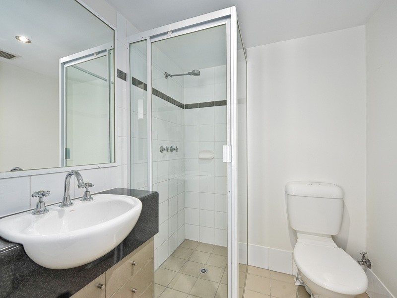 15/33 Helen Street, Newstead QLD 4006