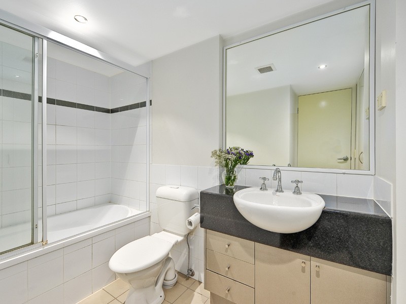 15/33 Helen Street, Newstead QLD 4006