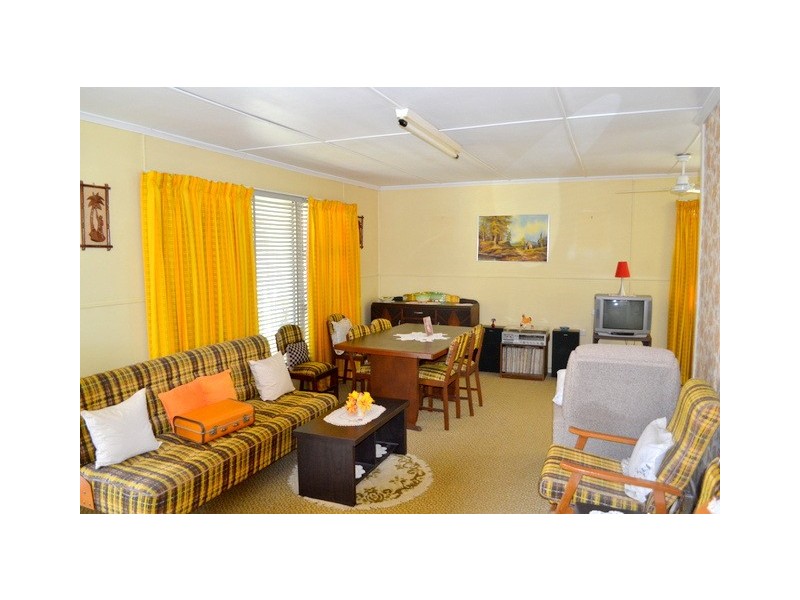 4 Ellerdale Street, Strathpine QLD 4500