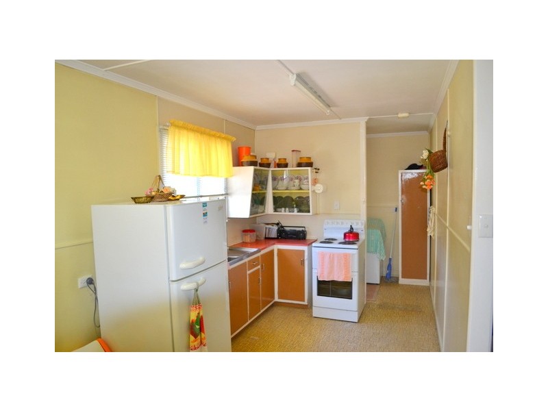 4 Ellerdale Street, Strathpine QLD 4500