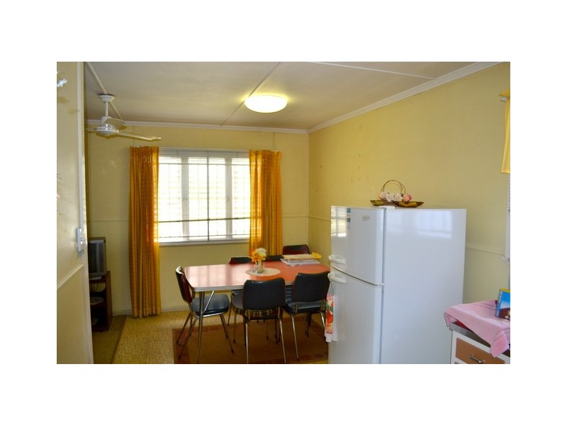 4 Ellerdale Street, Strathpine QLD 4500