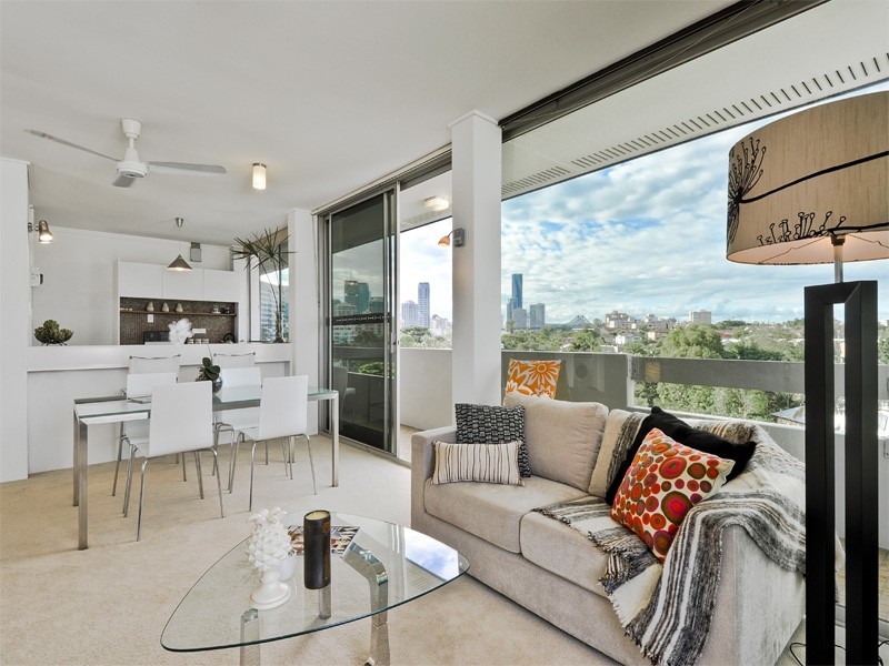 24/128 Oxlade Drive, New Farm QLD 4005