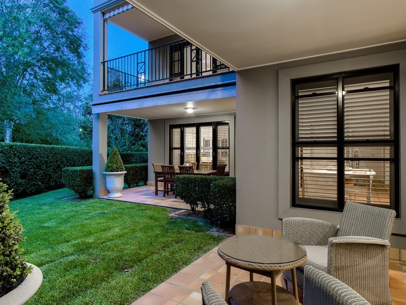 50 Baty Street, St Lucia QLD 4067