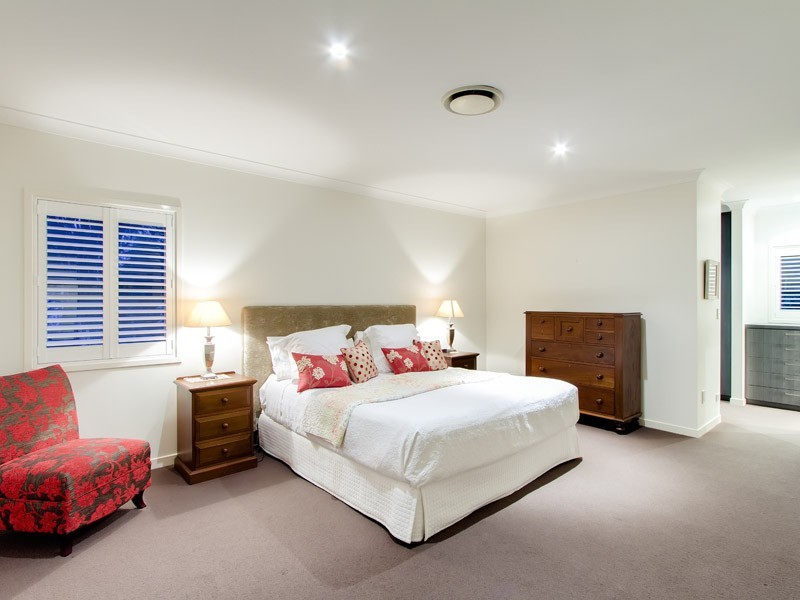 50 Baty Street, St Lucia QLD 4067
