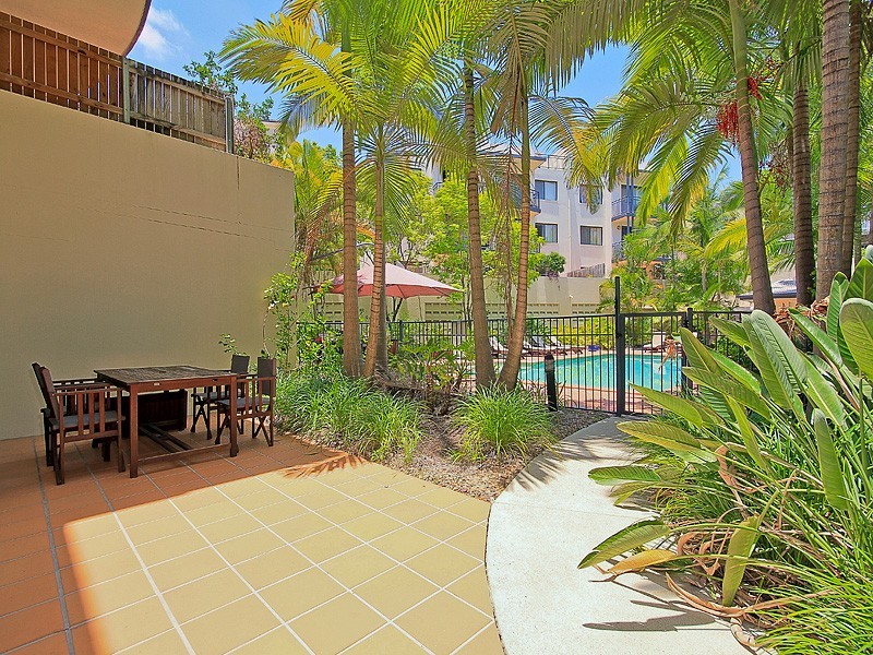 1/165 Sydney Street, New Farm QLD 4005