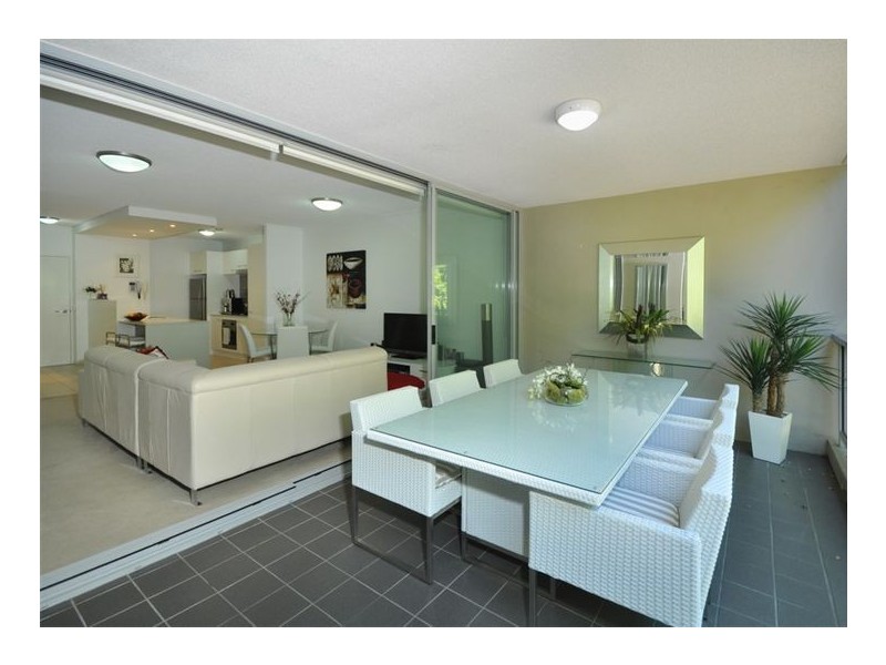 213/71 Beeston Street, Teneriffe QLD 4005