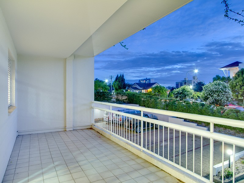 3/26 Merthyr Road, New Farm QLD 4005