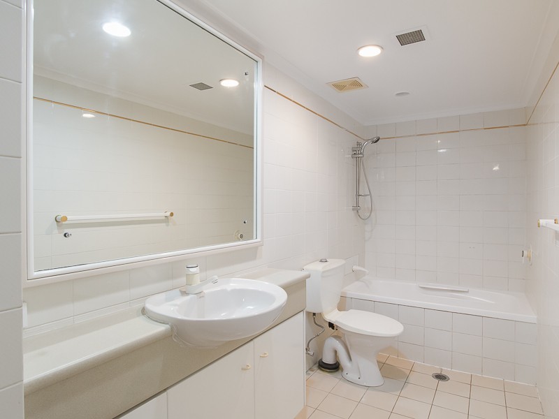 3/26 Merthyr Road, New Farm QLD 4005