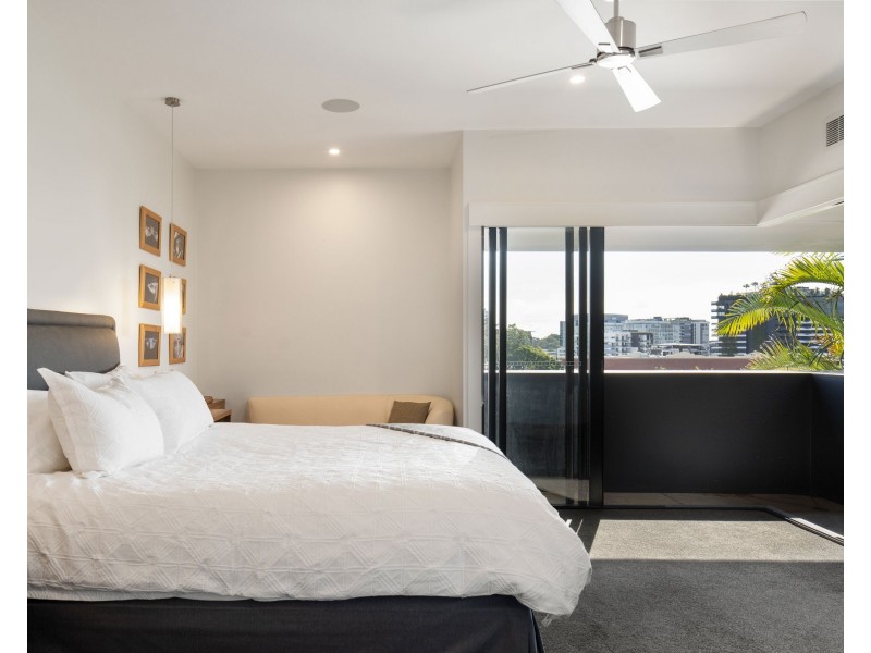 22 Davidson Terrace, Teneriffe QLD 4005