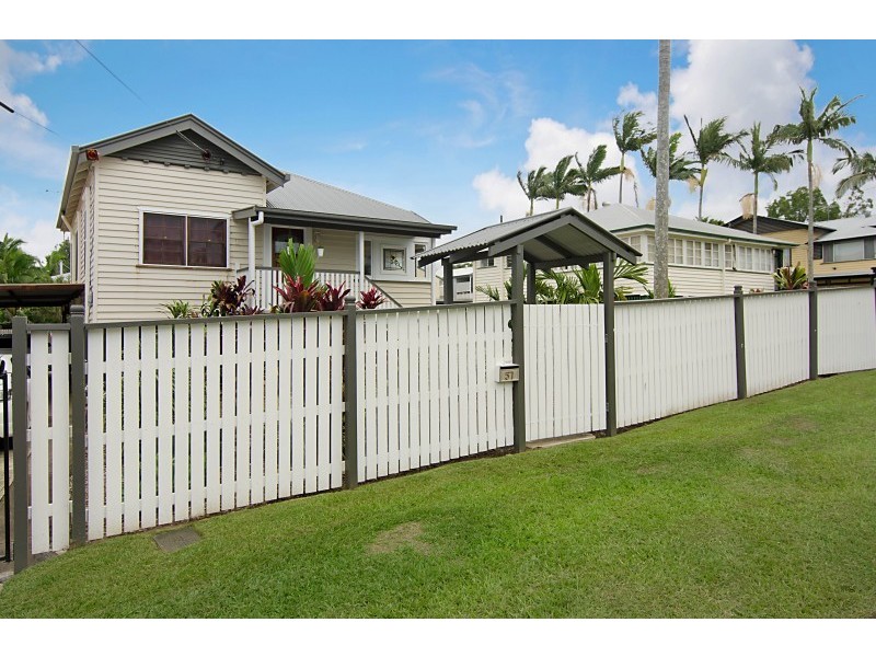 57 Tenth Avenue, Kedron QLD 4031