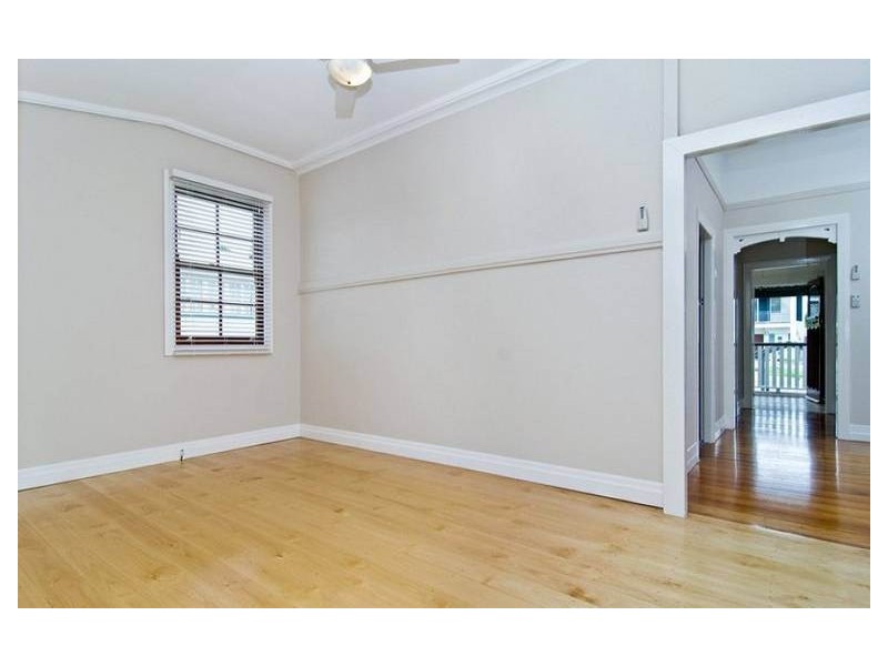 57 Tenth Avenue, Kedron QLD 4031