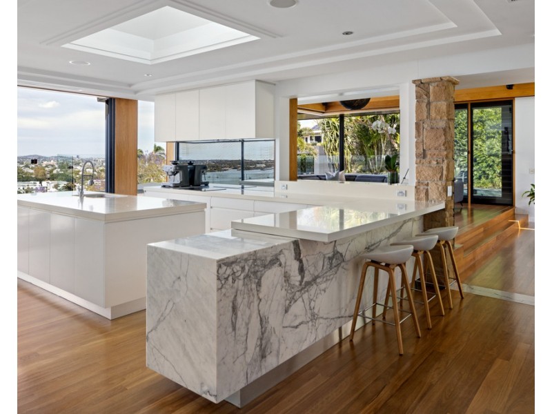 55 Markwell Street, Hamilton QLD 4007