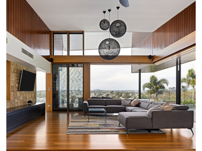 55 Markwell Street, Hamilton QLD 4007