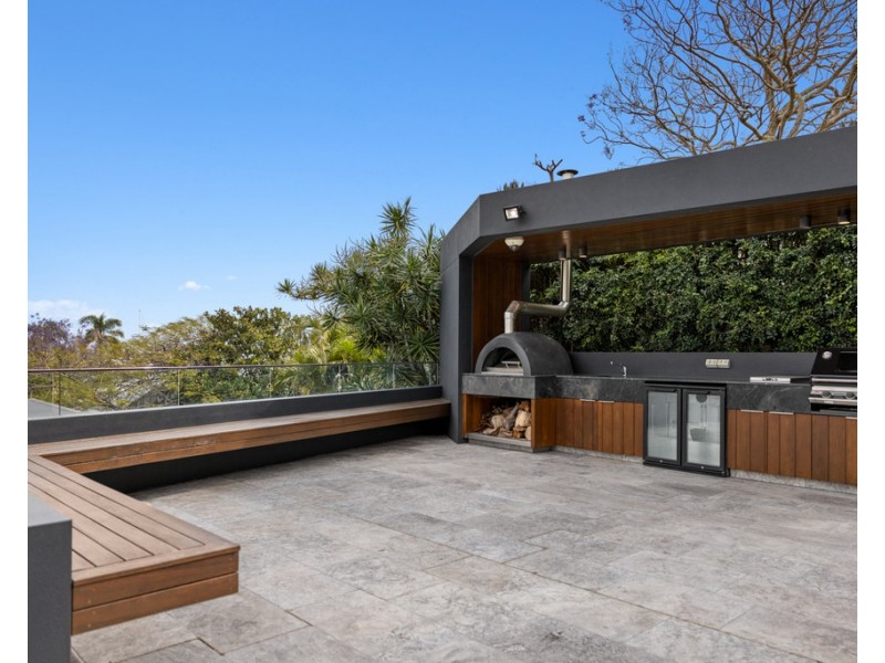 55 Markwell Street, Hamilton QLD 4007