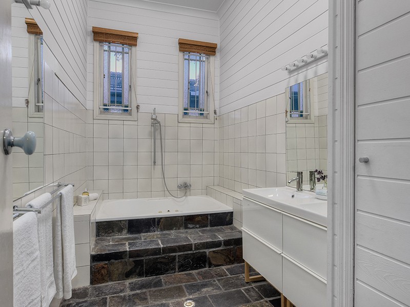 15 Jordan Terrace, Bowen Hills QLD 4006