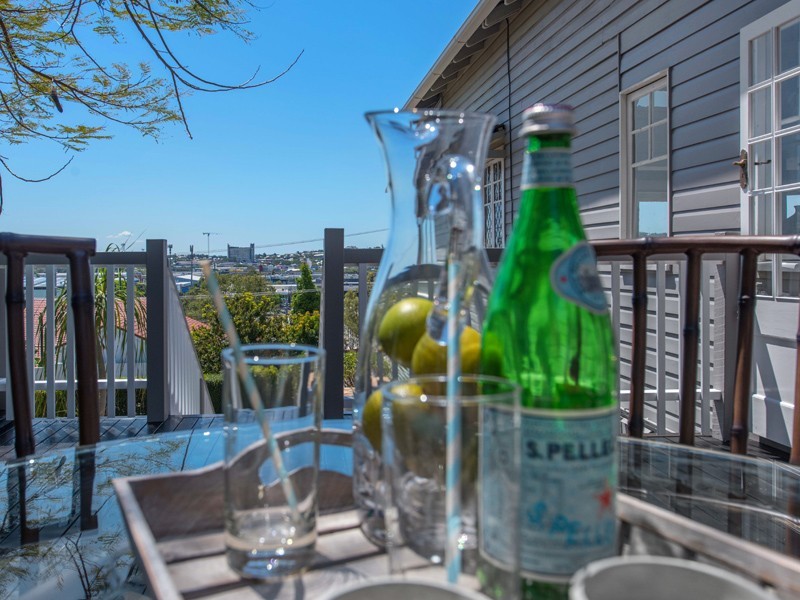 15 Jordan Terrace, Bowen Hills QLD 4006