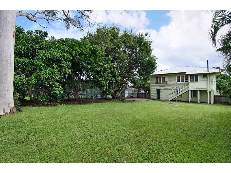 79 Eleventh Ave, Kedron QLD 4031