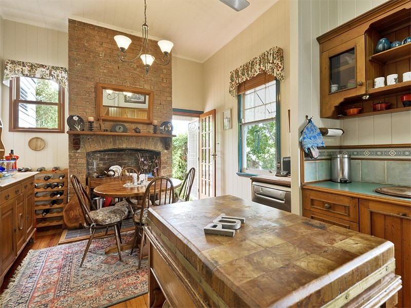 23 CHERMSIDE STREET, New Farm QLD 4005