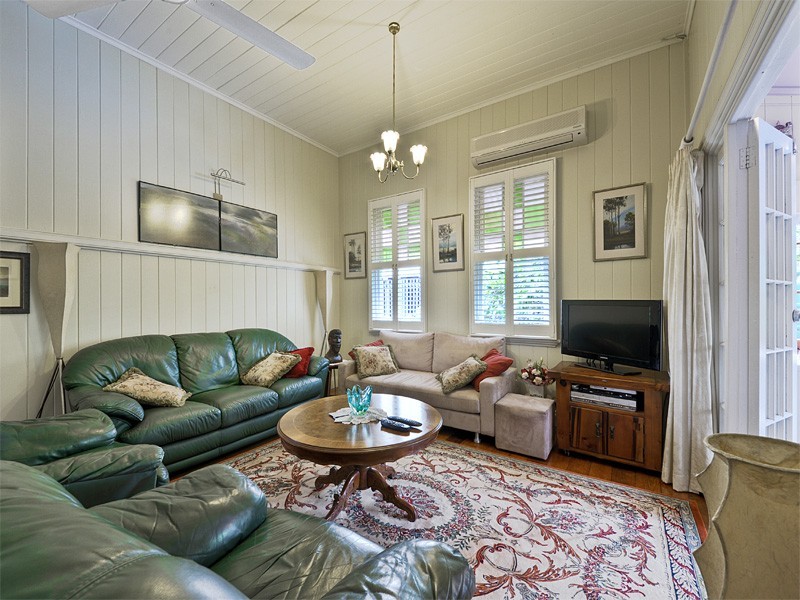 23 CHERMSIDE STREET, New Farm QLD 4005