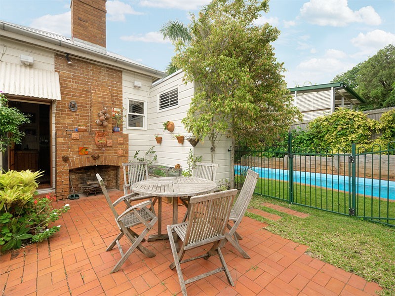 23 CHERMSIDE STREET, New Farm QLD 4005