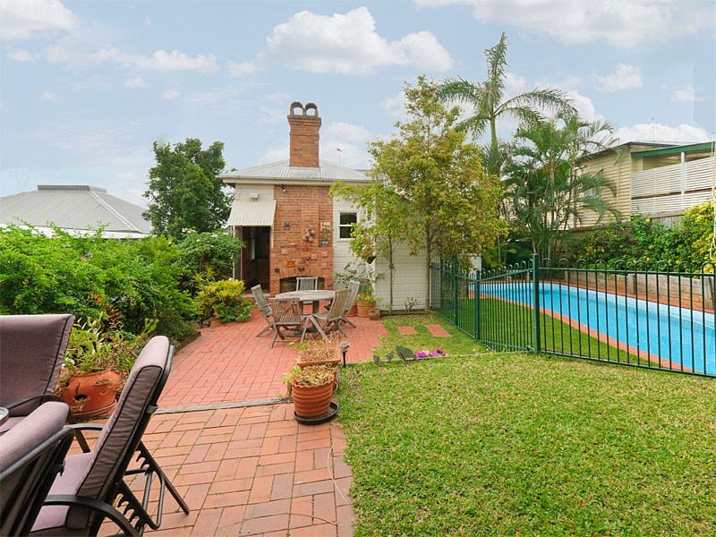 23 CHERMSIDE STREET, New Farm QLD 4005