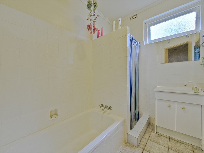 23 CHERMSIDE STREET, New Farm QLD 4005