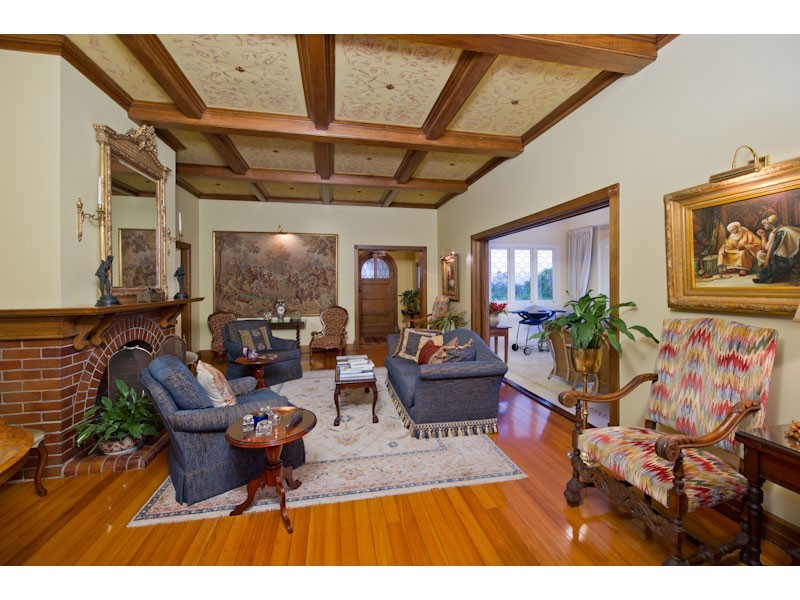 33 Markwell Street, Hamilton QLD 4007