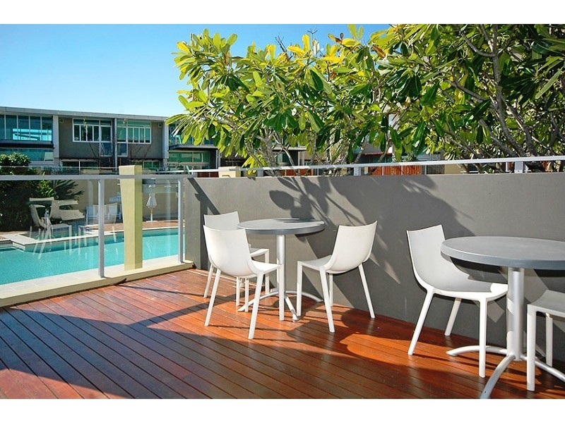 22/20 Newstead Terrace, Newstead QLD 4006