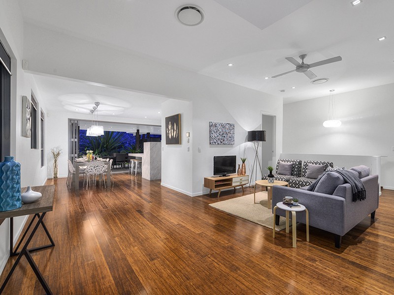 11 Baker Street, Teneriffe QLD 4005