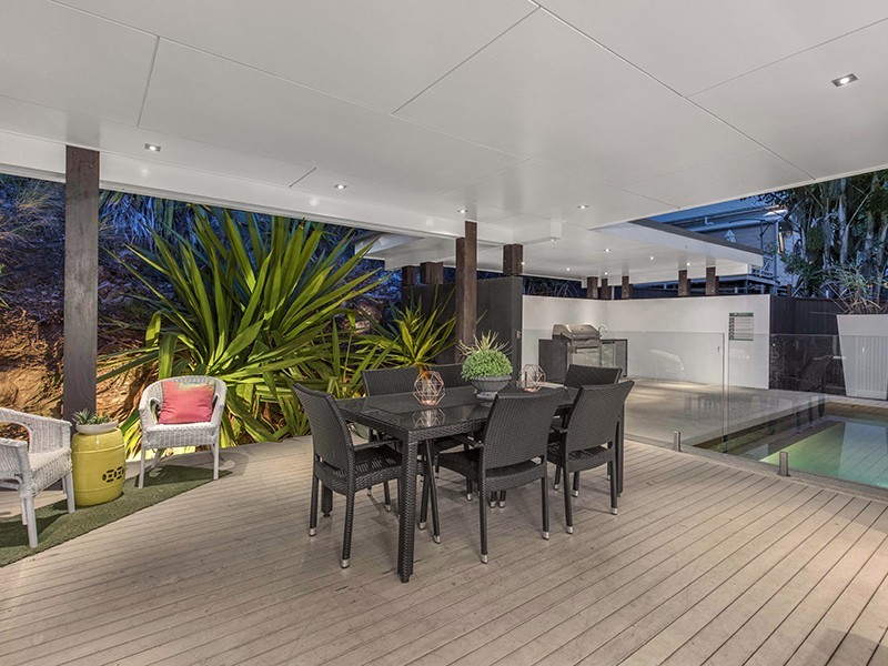 11 Baker Street, Teneriffe QLD 4005