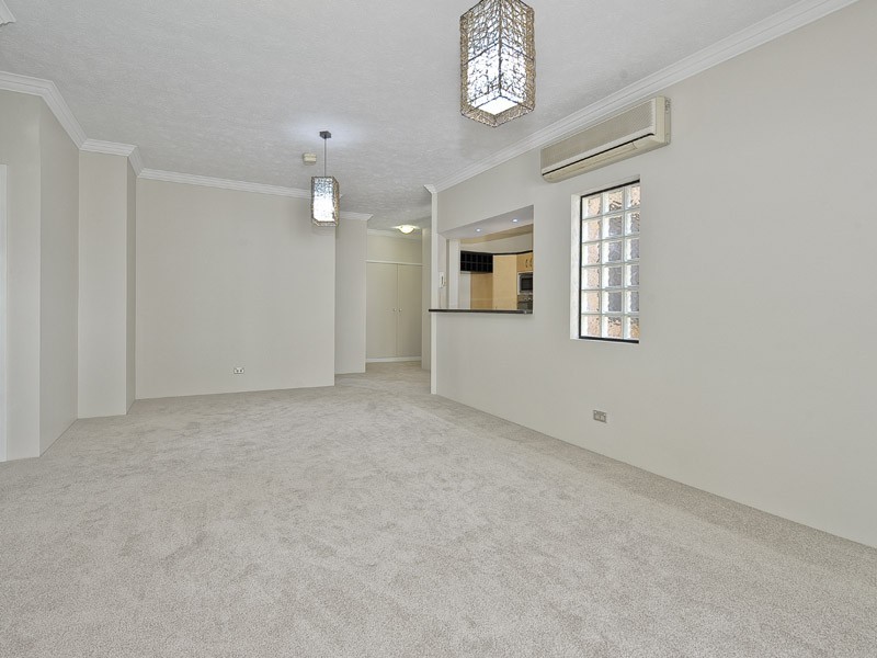 4/159 SYDNEY ST, New Farm QLD 4005