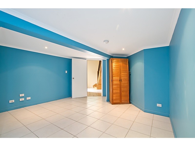 8 Gamble Street, Wavell Heights QLD 4012