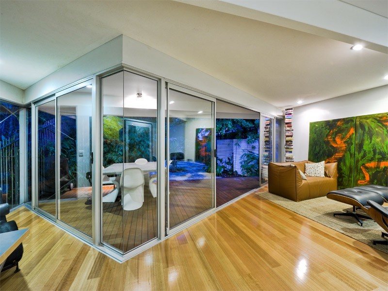 10 MACKELLAR STREET, New Farm QLD 4005