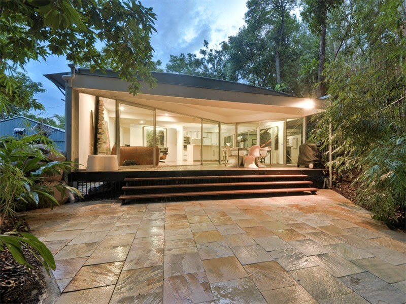 10 MACKELLAR STREET, New Farm QLD 4005