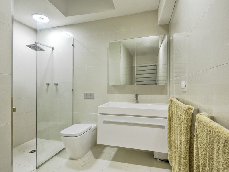 10 MACKELLAR STREET, New Farm QLD 4005