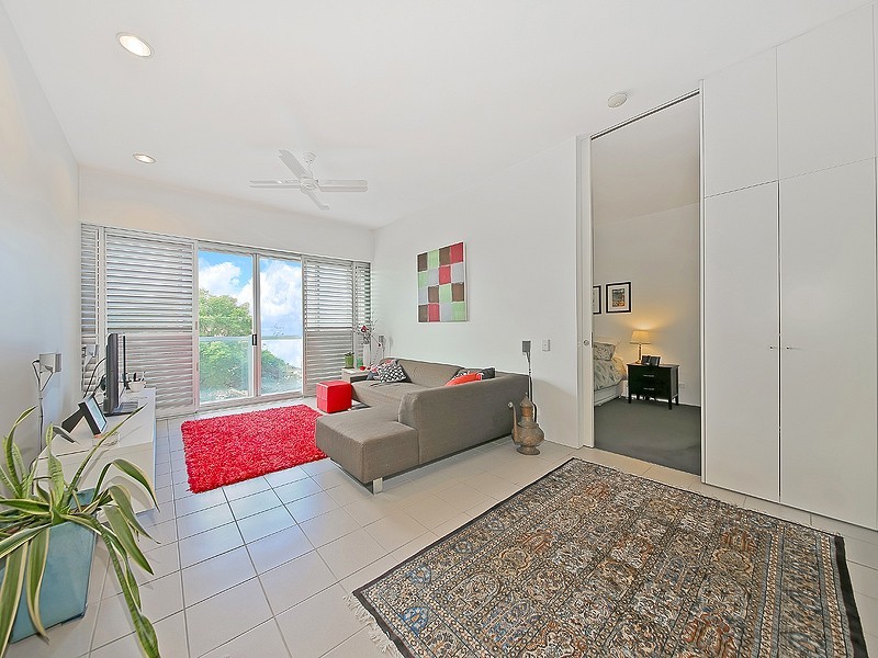 213/38 Skyring Terrace, Teneriffe QLD 4005