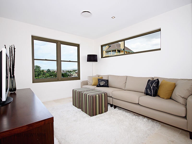 3/111 Thorn St, East Brisbane QLD 4169